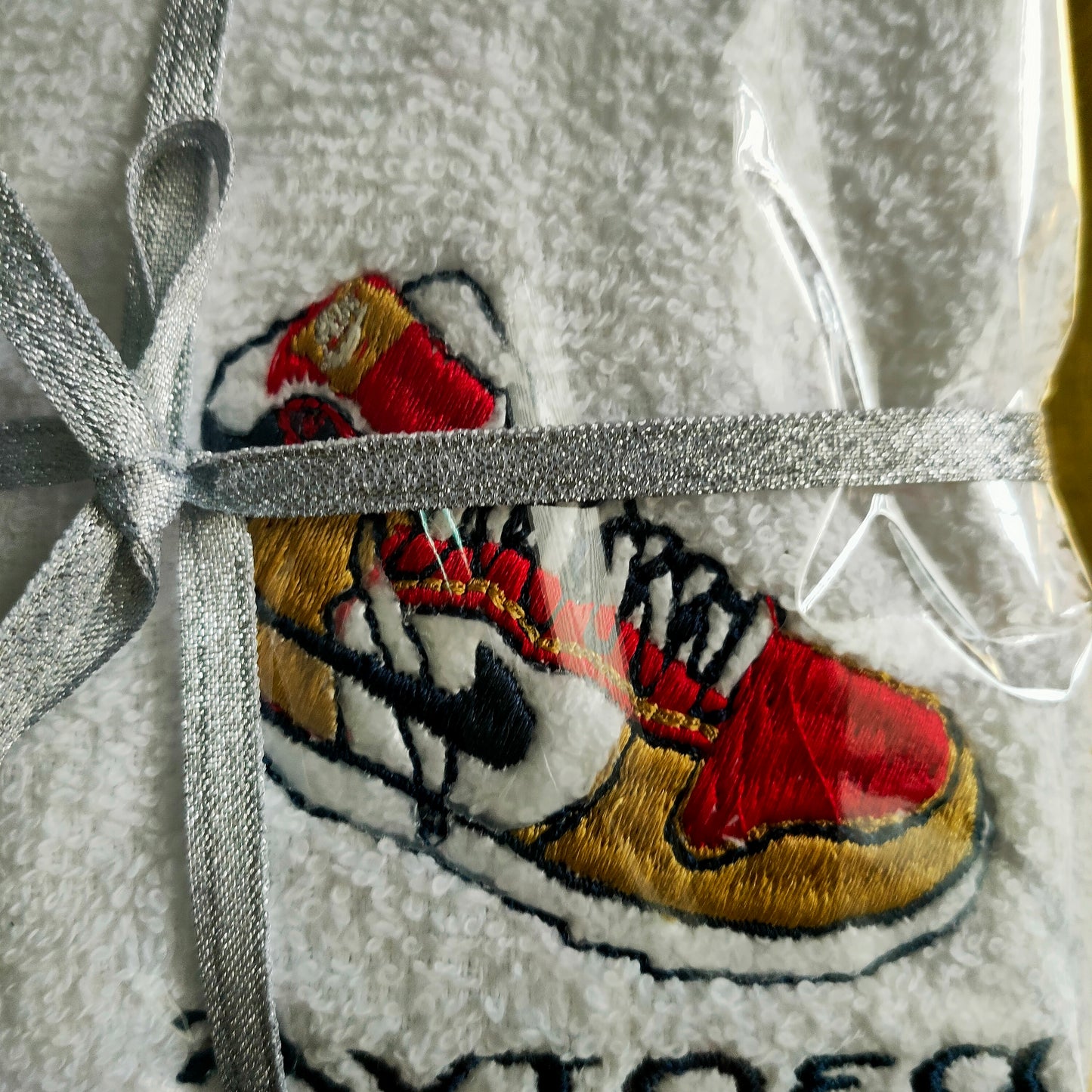 Hand Towels embroidery